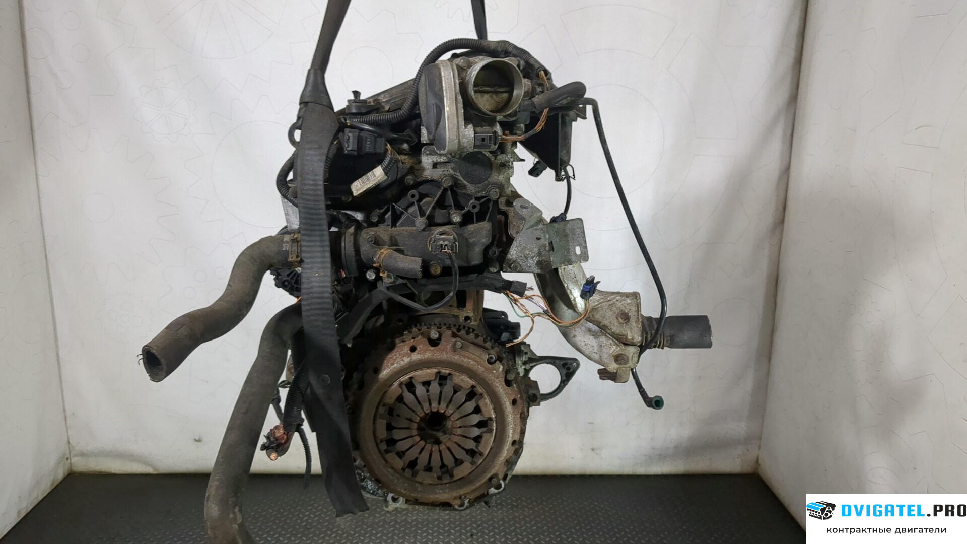 Двигатель Renault Megane 2 2002 - 2009 K4M 812 1.6 л., Бензин, Инжектор, артикул 8831823
