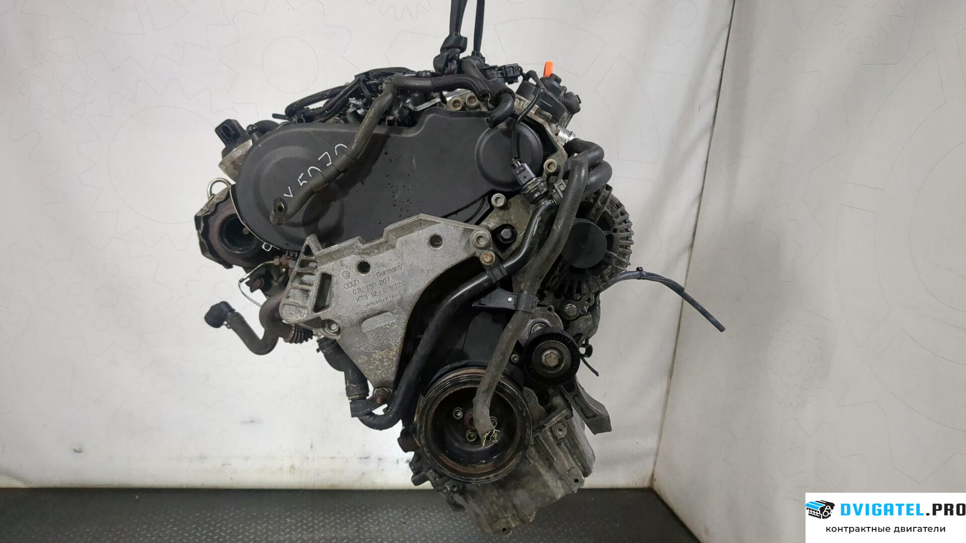 Двигатель Skoda SuperB 2008 - 2015 CFFB 2 л., Дизель, TDI, артикул 9157105