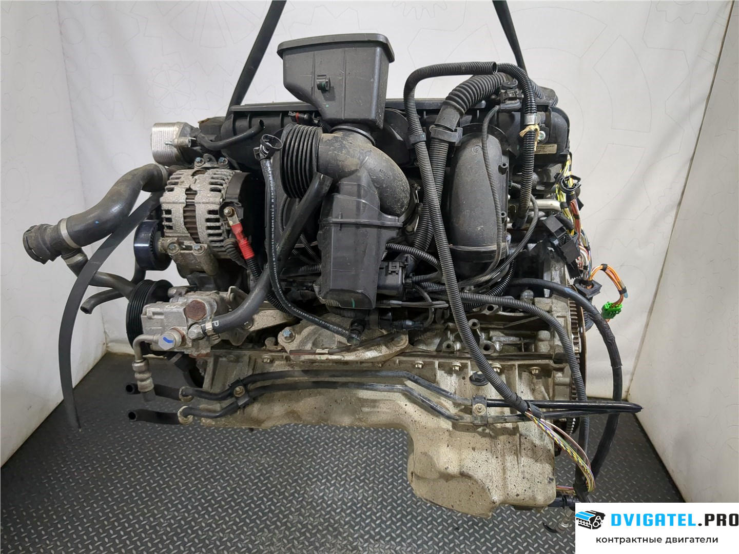Двигатель BMW 5 E60 2003 - 2009 N53 B25A 2.5 л., Бензин, Инжектор, артикул 8128481