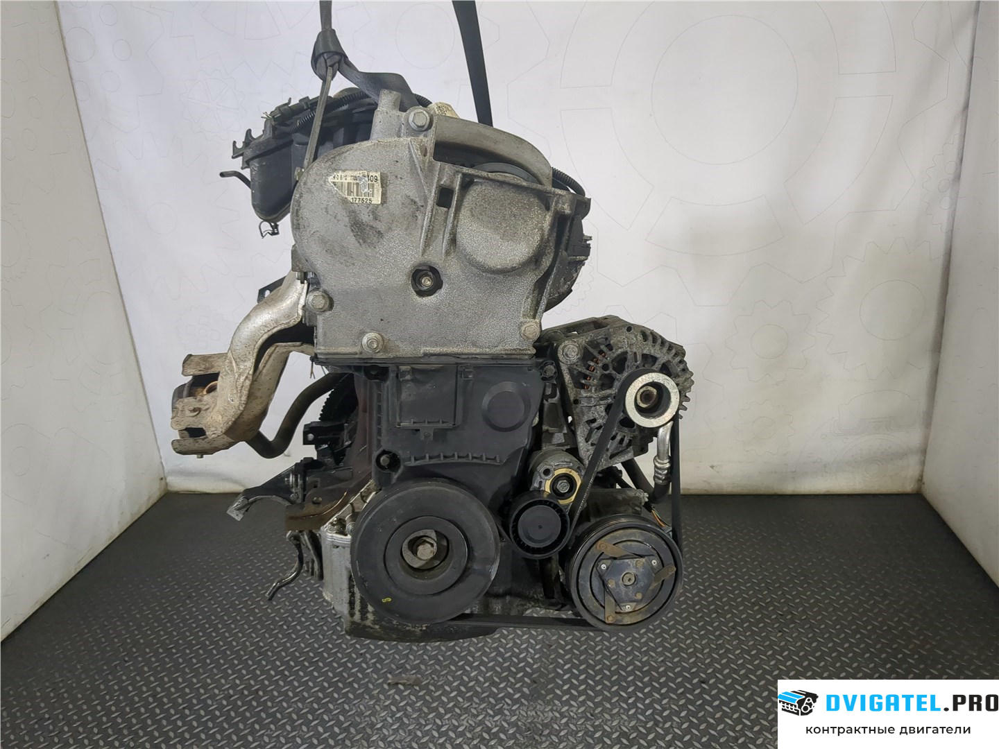 Двигатель Renault Megane 2 2002 - 2009 K4M 812 1.6 л., Бензин, Инжектор, артикул 7735594