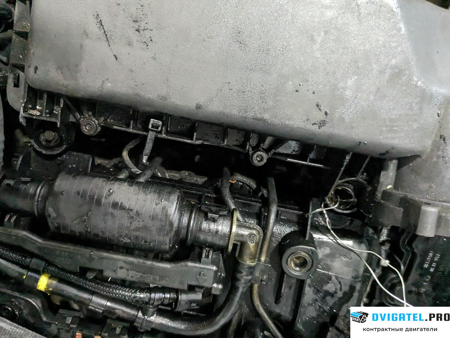 Двигатель Citroen C4 2004 - 2010 9HV 1.6 л., Дизель, HDI, артикул 8359348